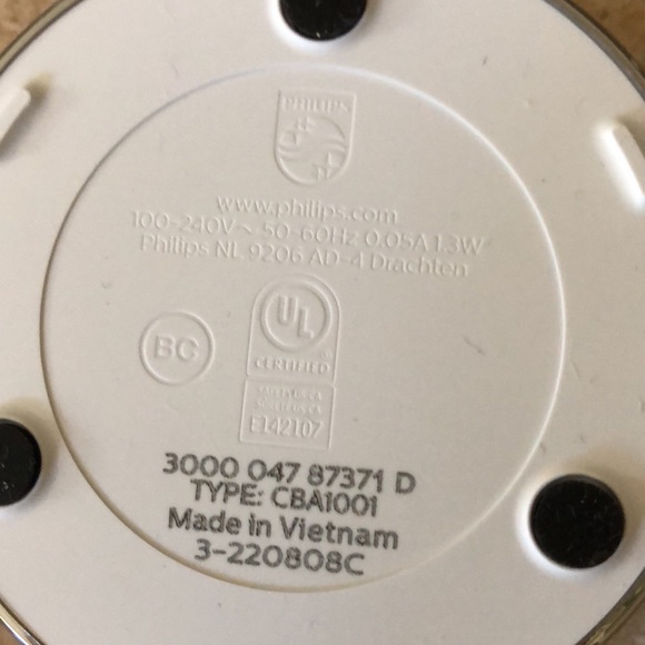 NWOT Phillips Sonicare Toothbrush Charger with hygienic cover - Picture 7 of 11